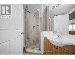 4105 - 763 Bay Street, Toronto, ON M5G2R3 Photo 18