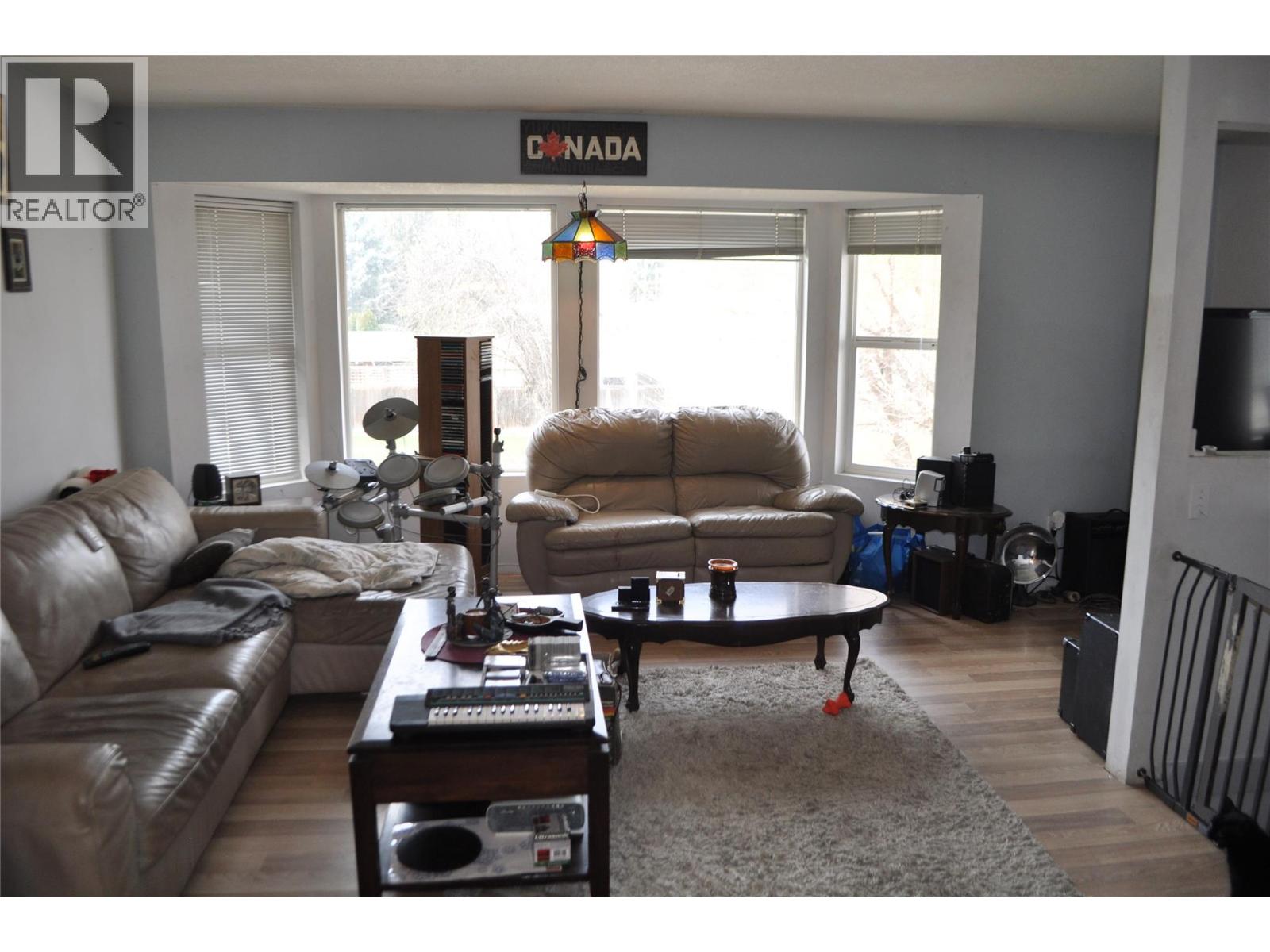 #5 407 Baird Avenue - 3