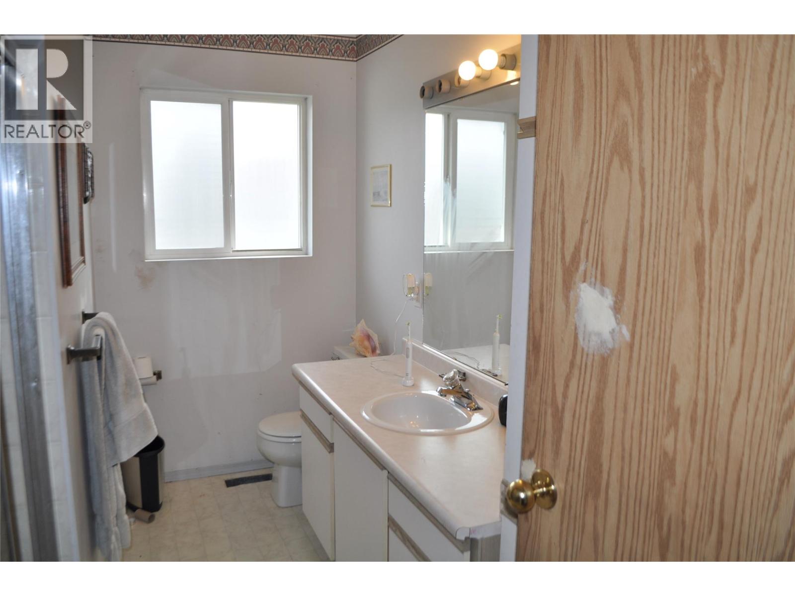#5 407 Baird Avenue - 12
