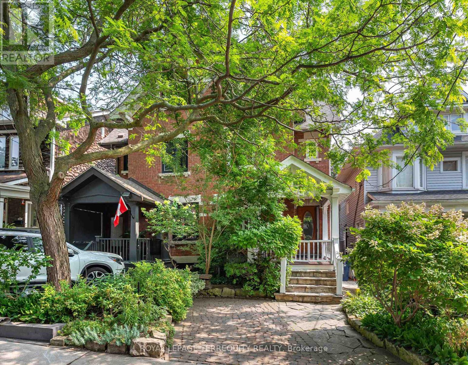 Photo of 89 Leuty Avenue