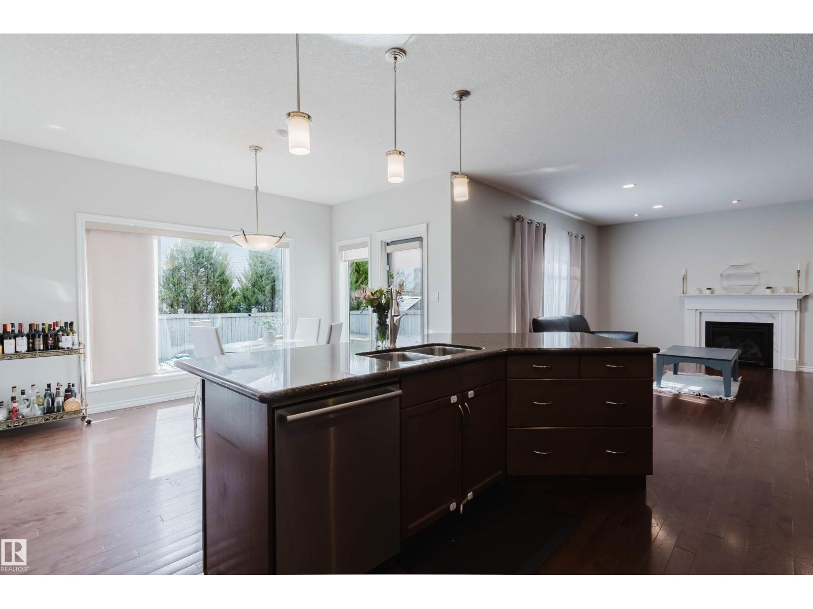 5623 206 ST NW - 18