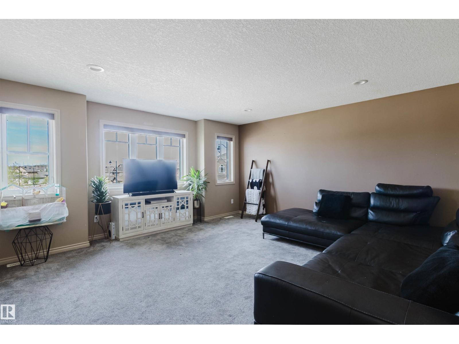 5623 206 ST NW - 24