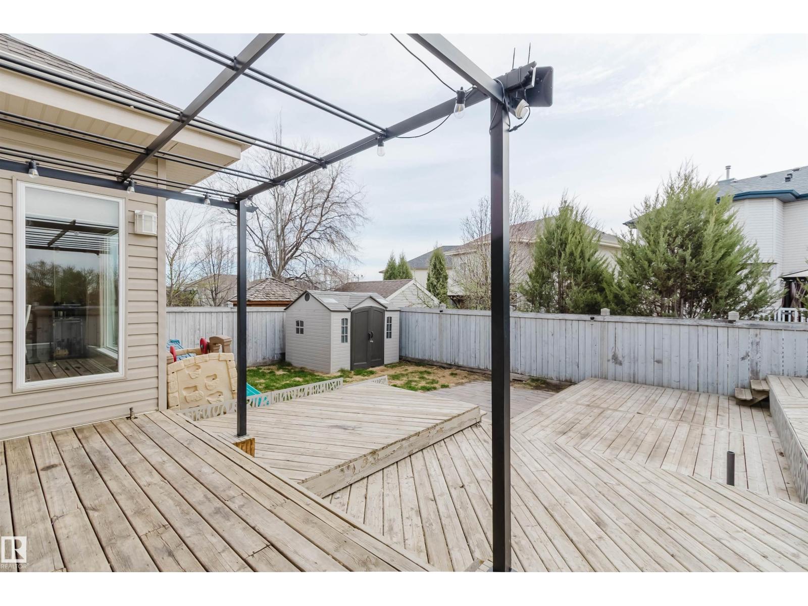 5623 206 ST NW - 43