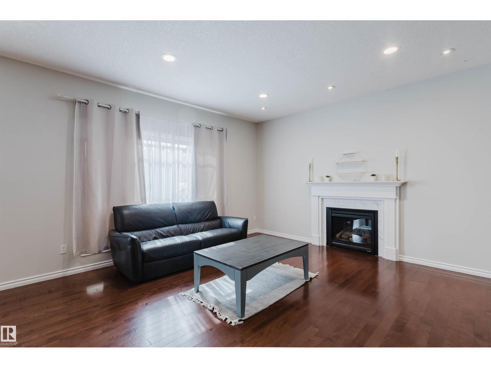 5623 206 ST NW - 9