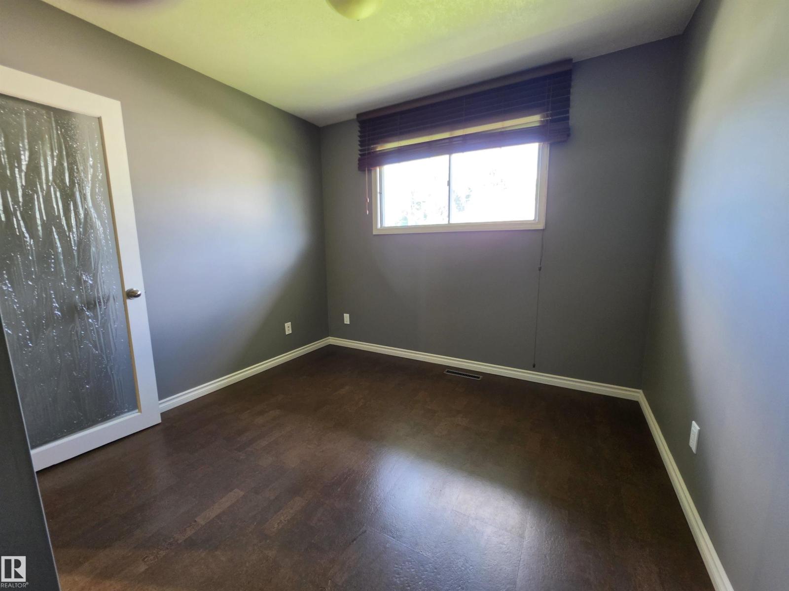 3822 114 AV NW - 12