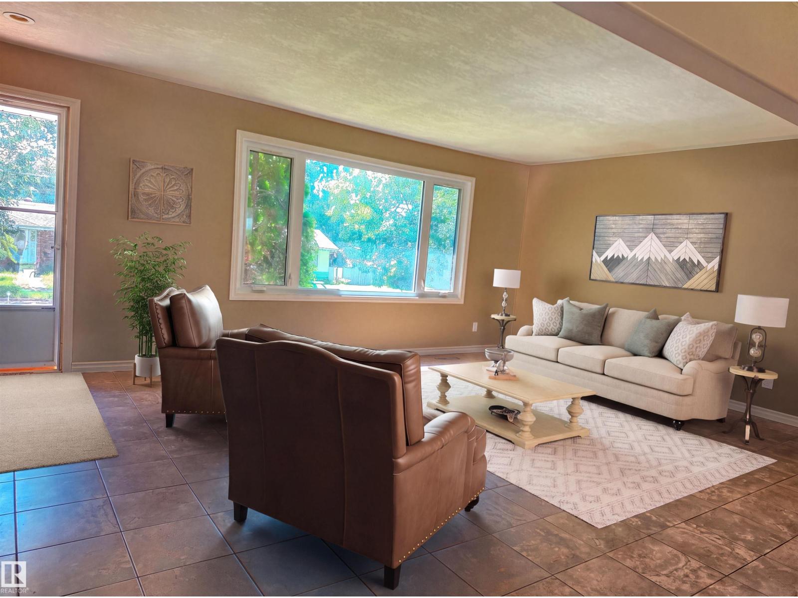 3822 114 AV NW - Image 3