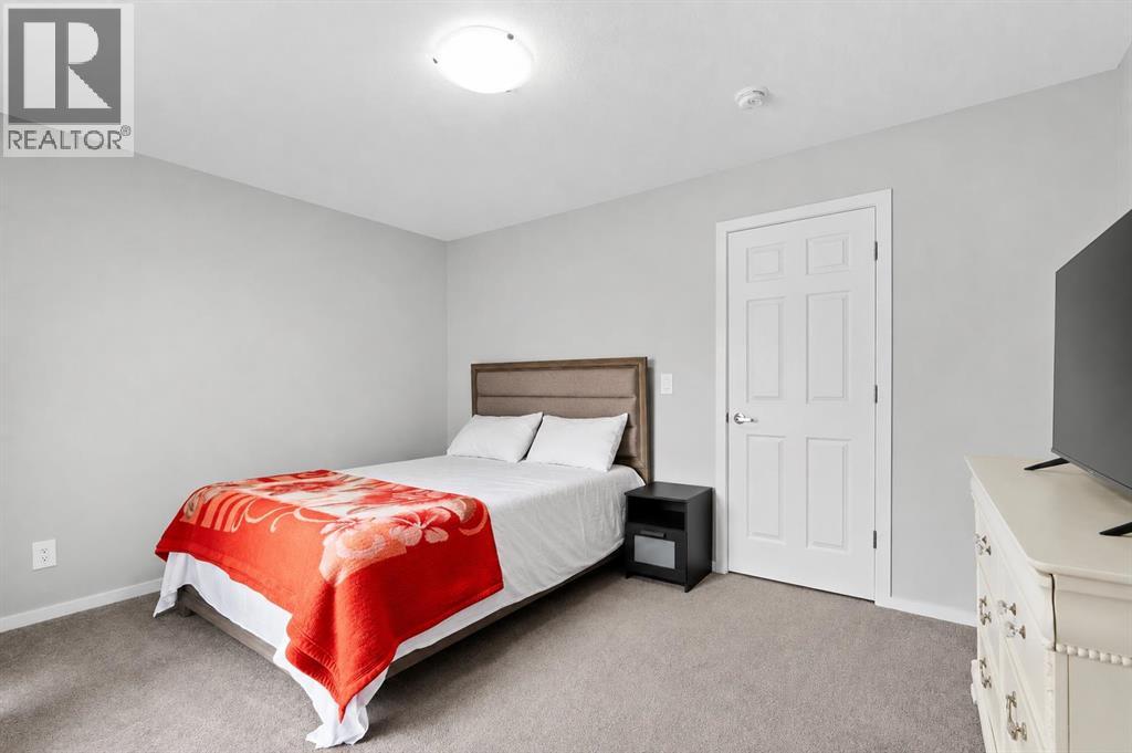 129 Yorkville Avenue SW - 18
