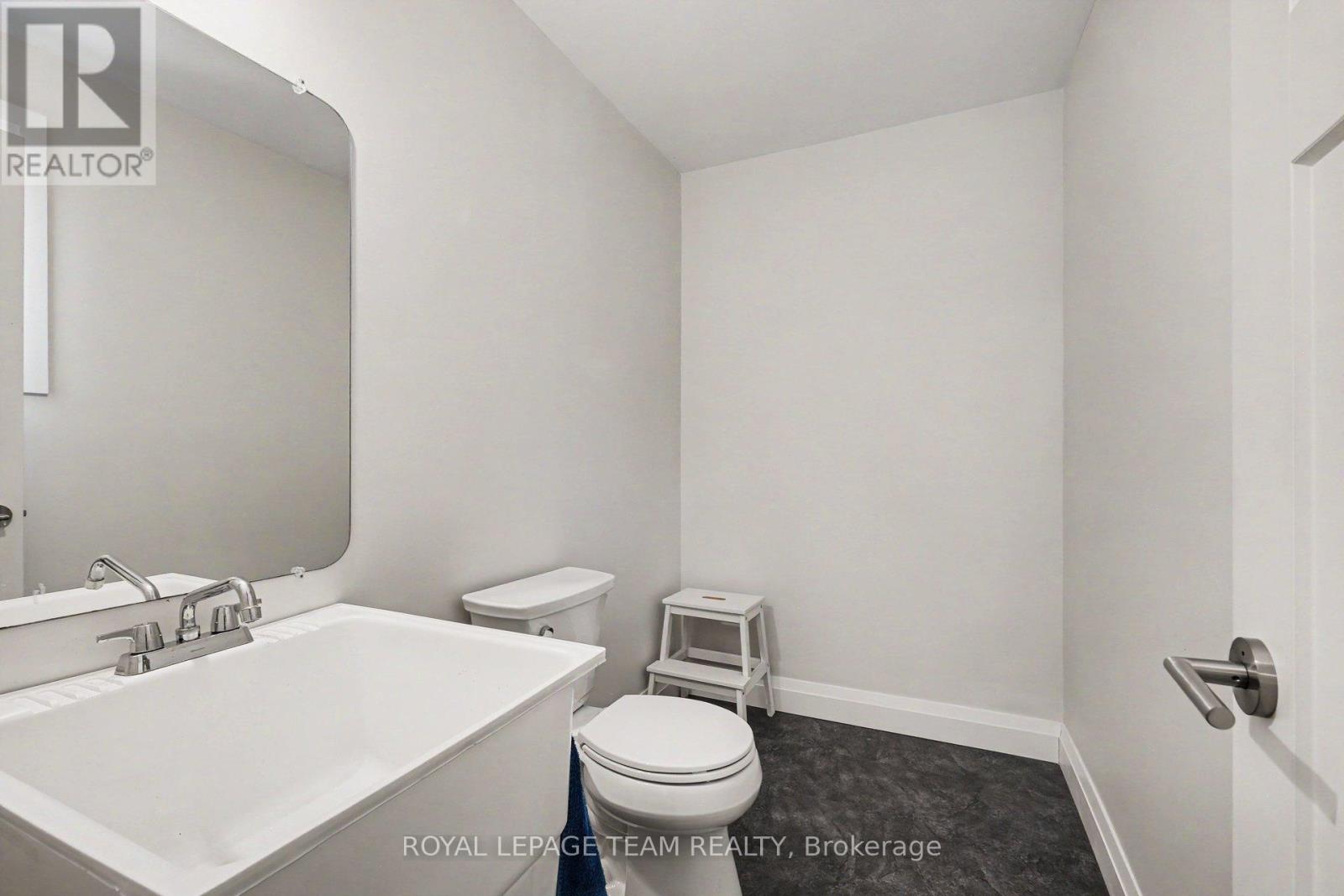 512 EDWARD SCOTT ROAD - Image 19