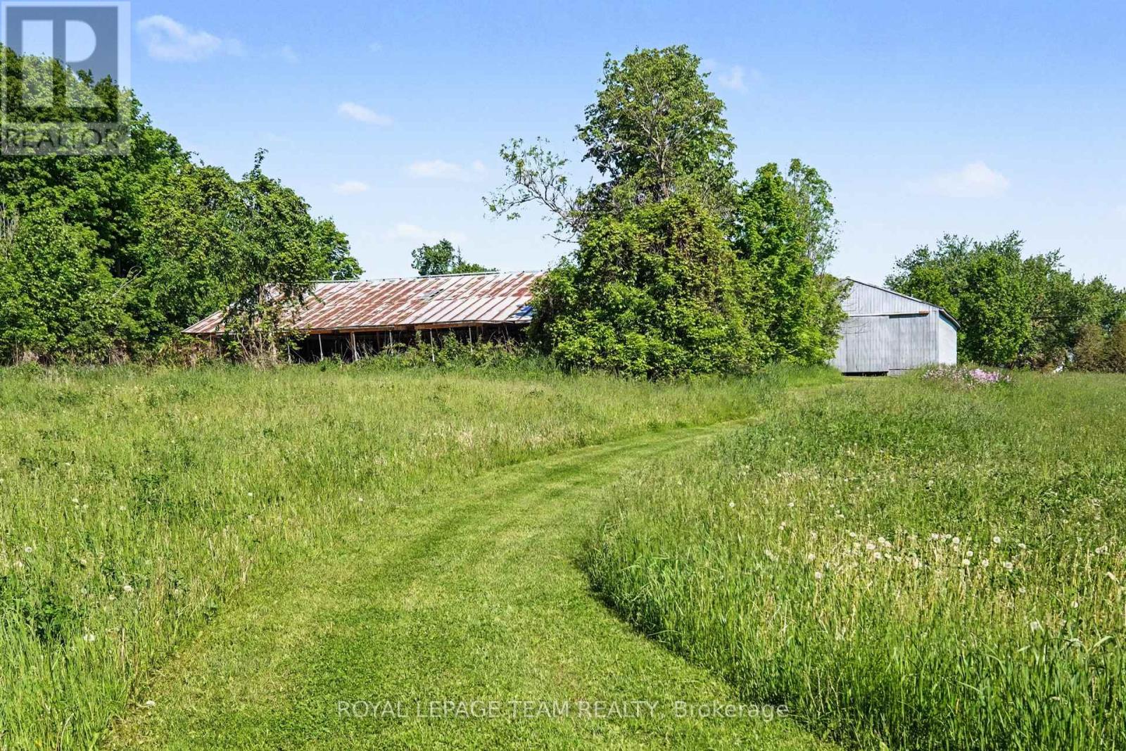 512 EDWARD SCOTT ROAD - Image 28