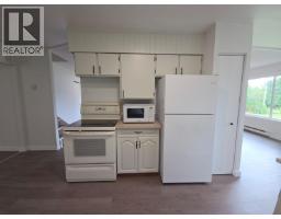 6640 Lakeshore Drive, Moberly Lake, BC V0C1X0 Photo 14