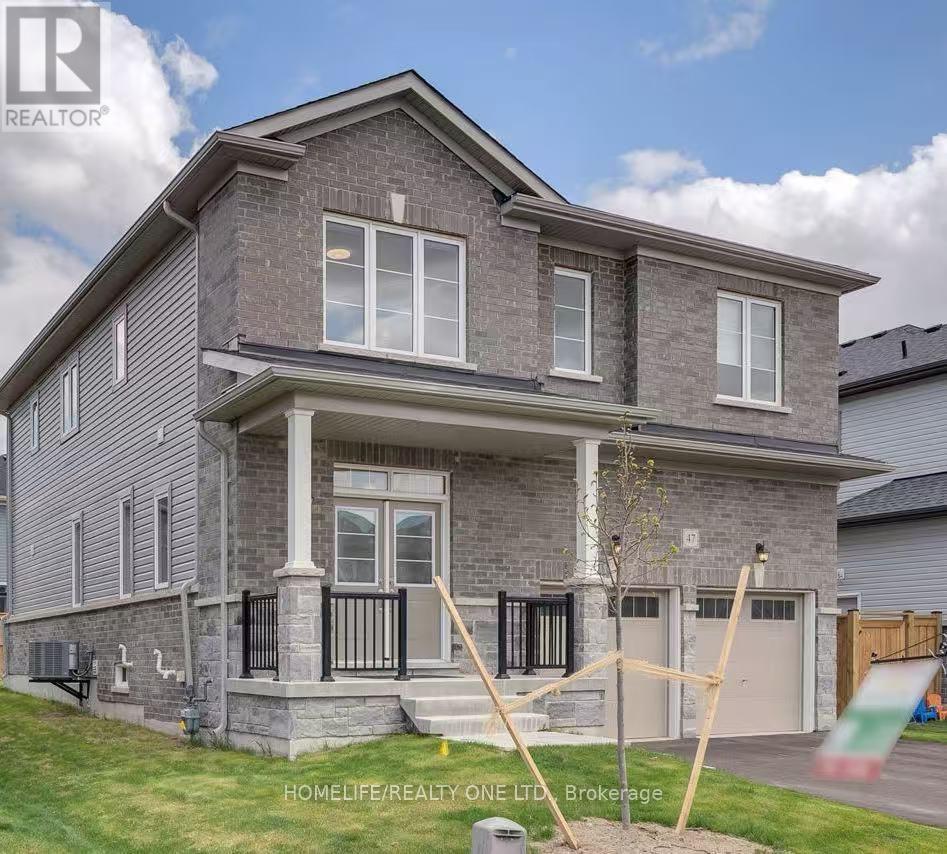 47 AUTUMN DRIVE, Wasaga Beach — photo 2