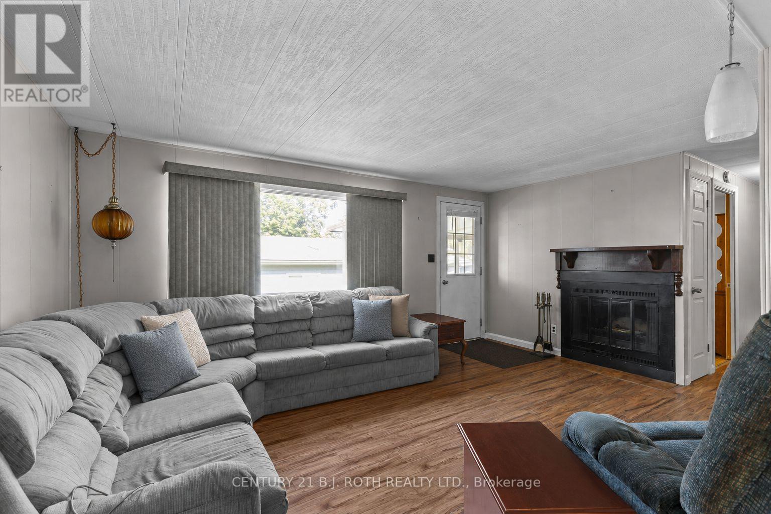 20 CAMERON DRIVE, Oro-Medonte — photo 2