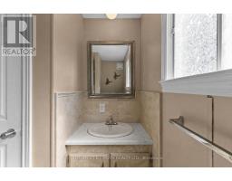 20 Cameron Drive, Oro Medonte, ON L0L1T0 Photo 11