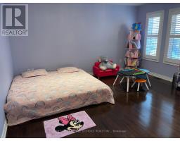 2486 Wasaga Drive, Oakville, ON L6H0E1 Photo 16