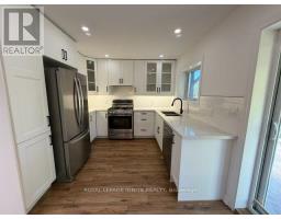 11 Fulwell Crescent, Toronto, ON M3J1Y4 Photo 11