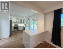 11 Fulwell Crescent, Toronto, ON M3J1Y4 Photo 12