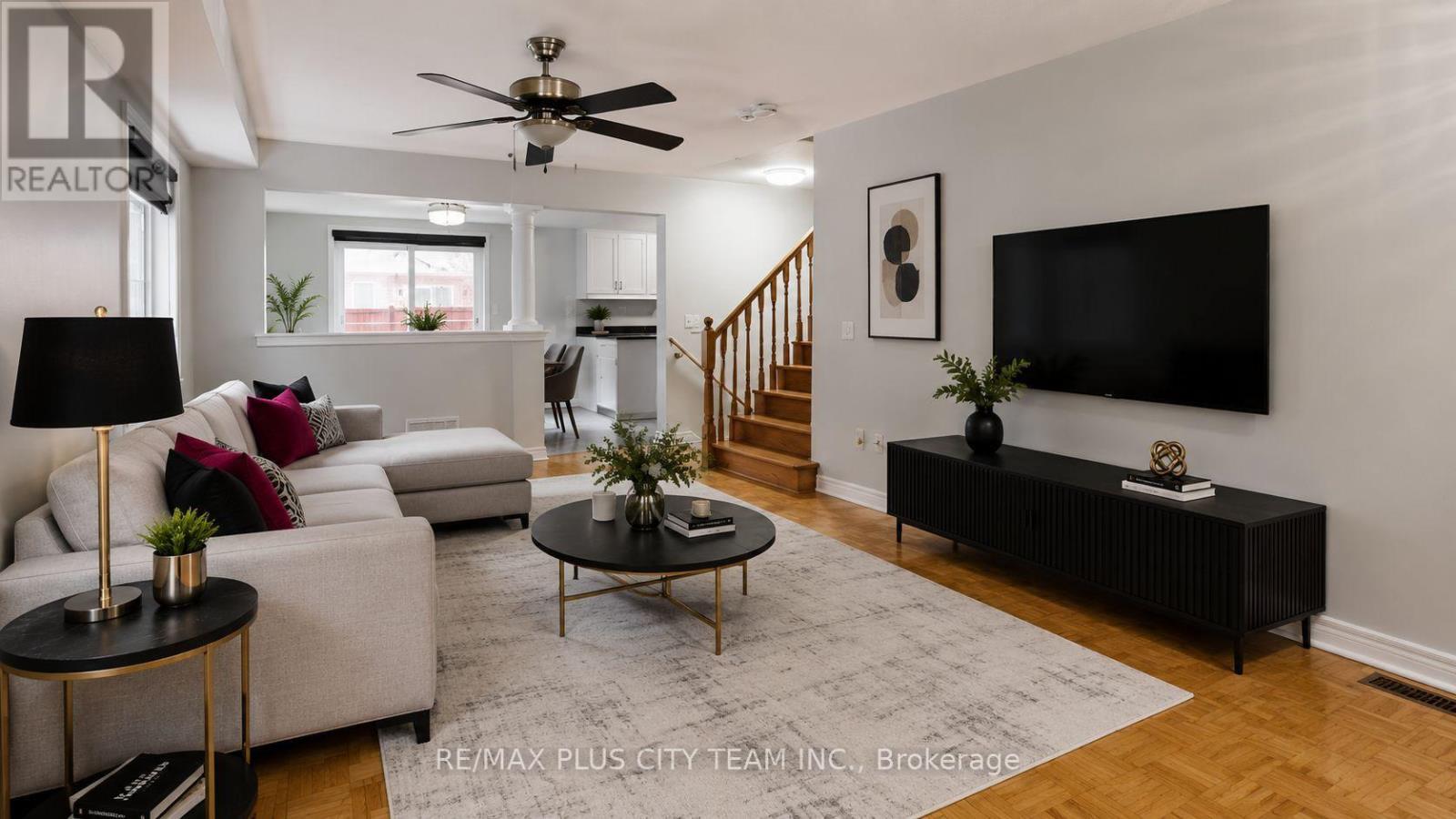 4 SLESSOR LANE - 5