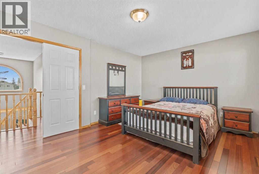 47 Coral Springs Close NE - 18