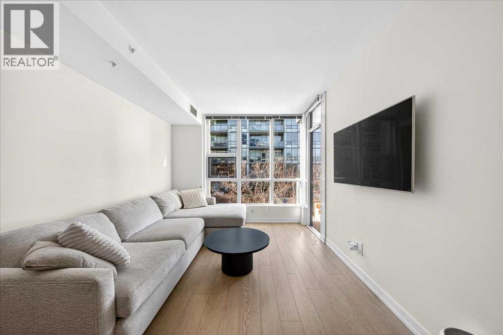 #214 51 Waterfront Mews SW - 19