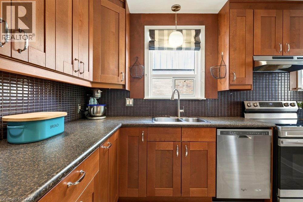 23 KIPLING Road - 11