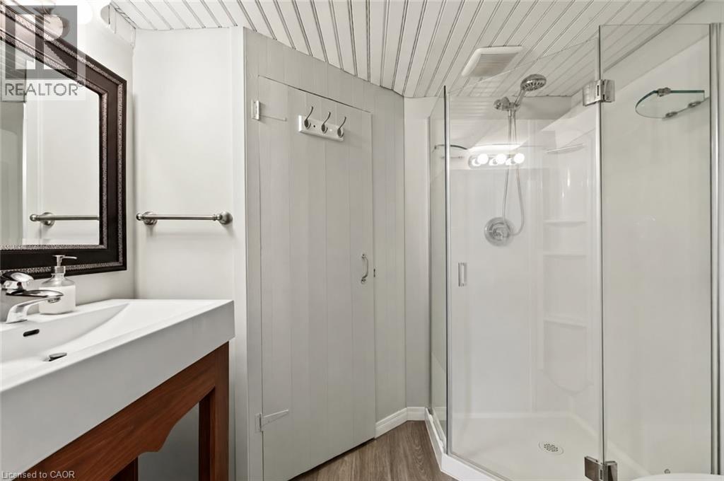 23 KIPLING Road - 39