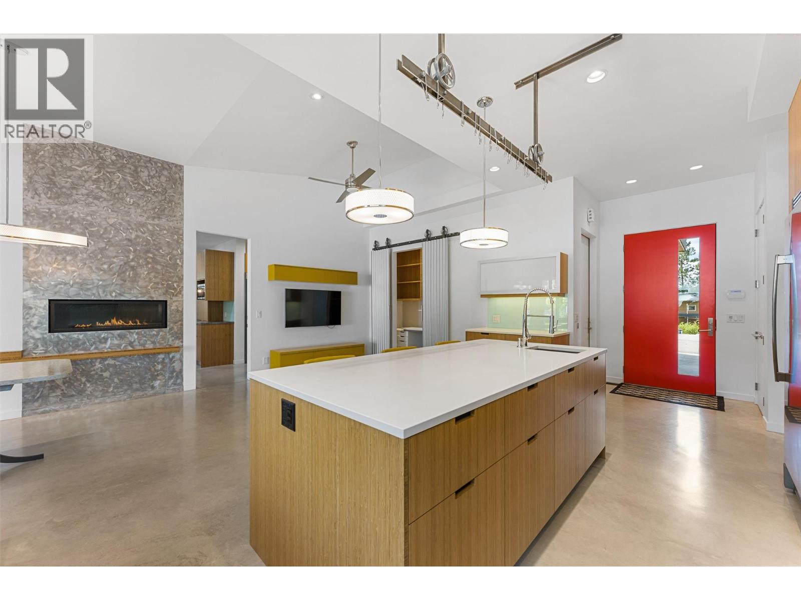 4535 McCulloch Road, Kelowna