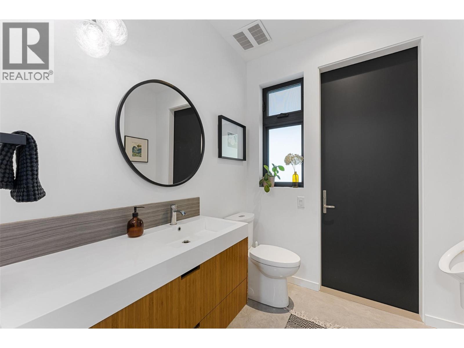 4535 McCulloch Road, Kelowna
