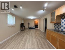 2141 Longfellow Unit# Lower, Windsor, ON N9B3J5 Photo 7