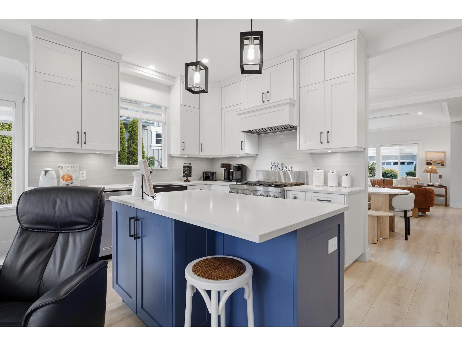 2 Bed, 3 Bath House for Sale in Surrey – 5 18088 8 AVENUE, Surrey – MLS# R3154373 - Image 8