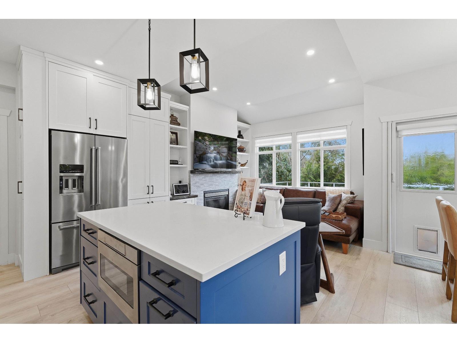 2 Bed, 3 Bath House for Sale in Surrey – 5 18088 8 AVENUE, Surrey – MLS# R3154373 - Image 9