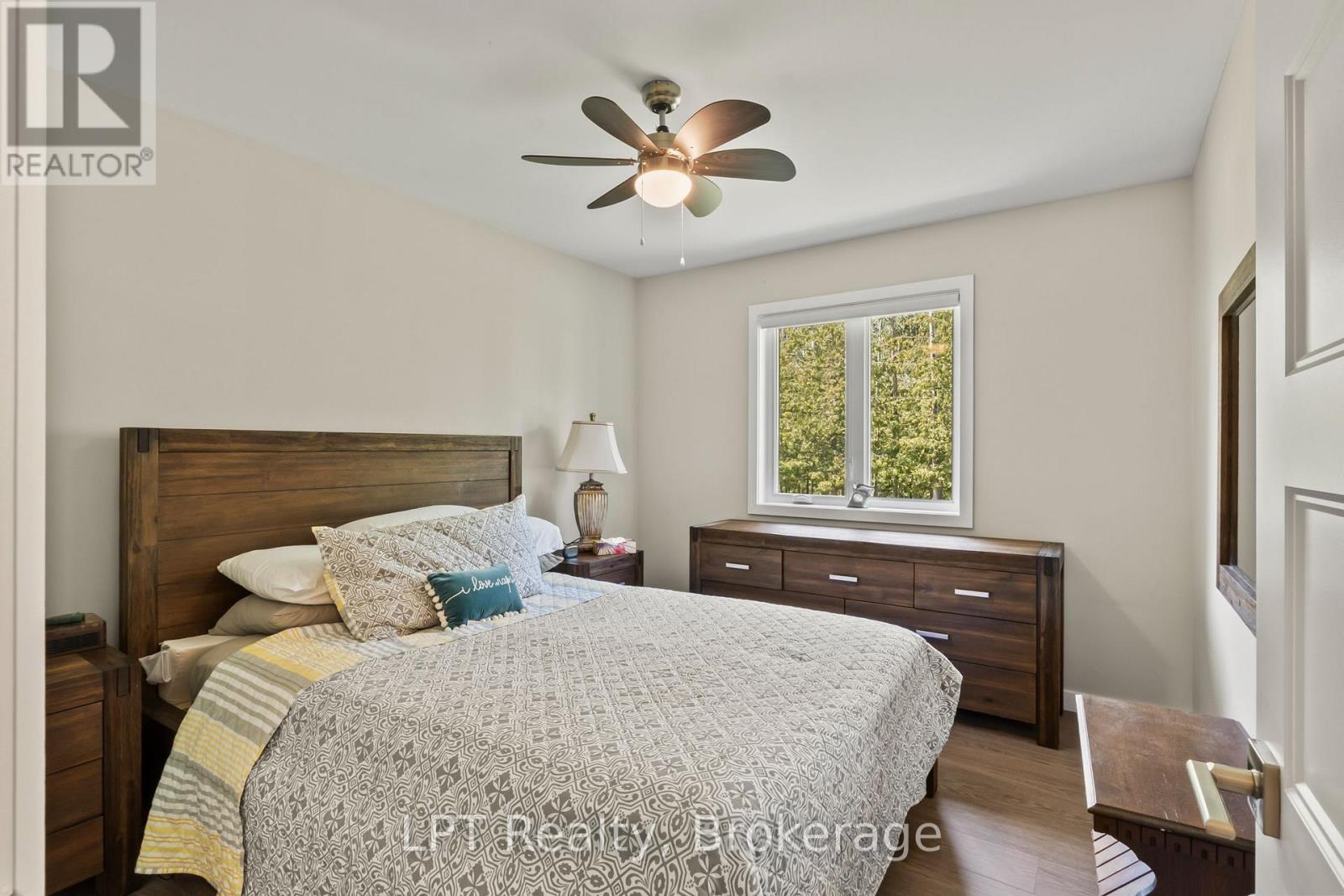 61 PINEWOOD BOULEVARD - Image 27