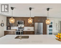 61 Pinewood Boulevard, Kawartha Lakes, ON K0M2T0 Photo 15