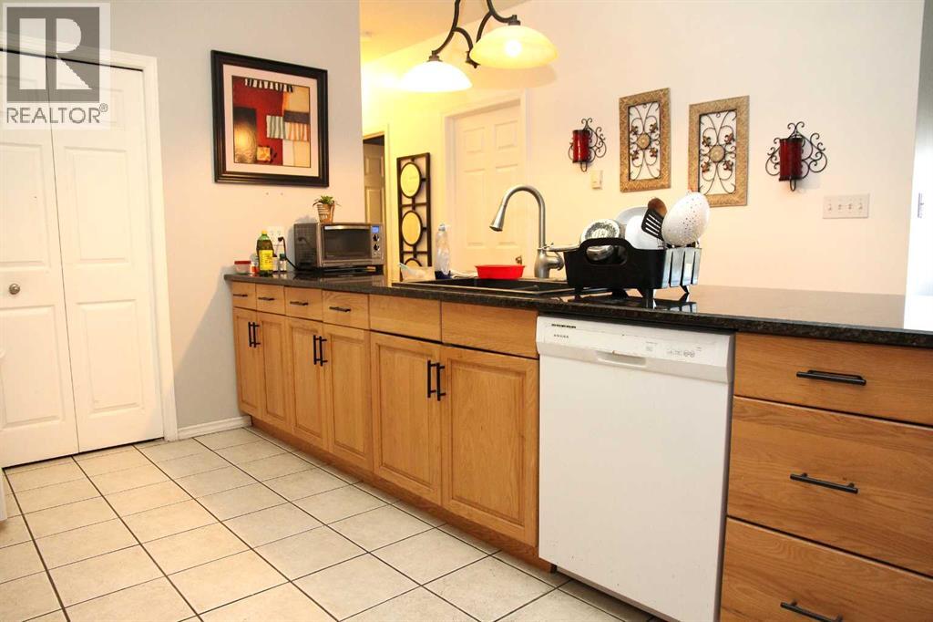 6608 42 Street - Photo 7