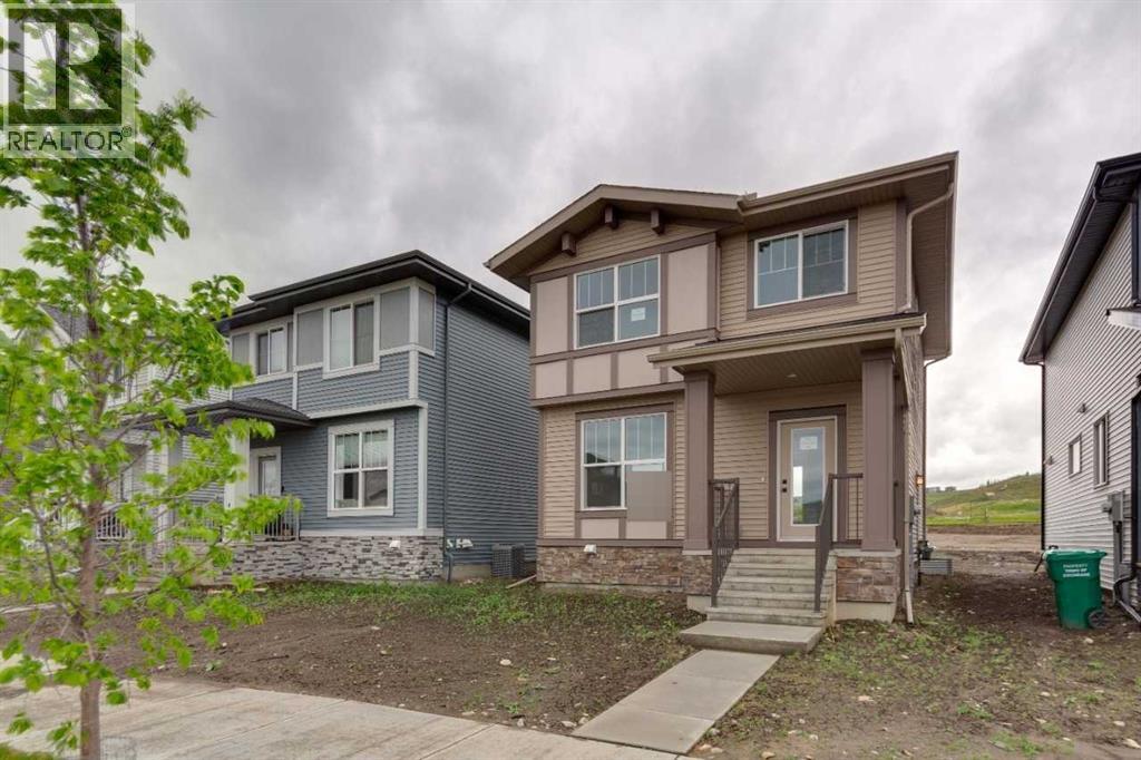 422 Heartland Way, Cochrane — photo 2