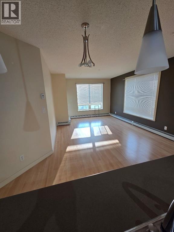 #1404 204 Sparrow Hawk Drive NW - 8