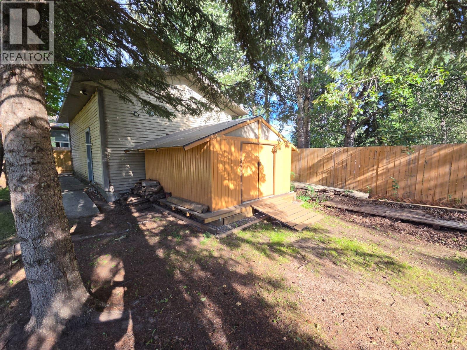 4709 45 Street NE - 81