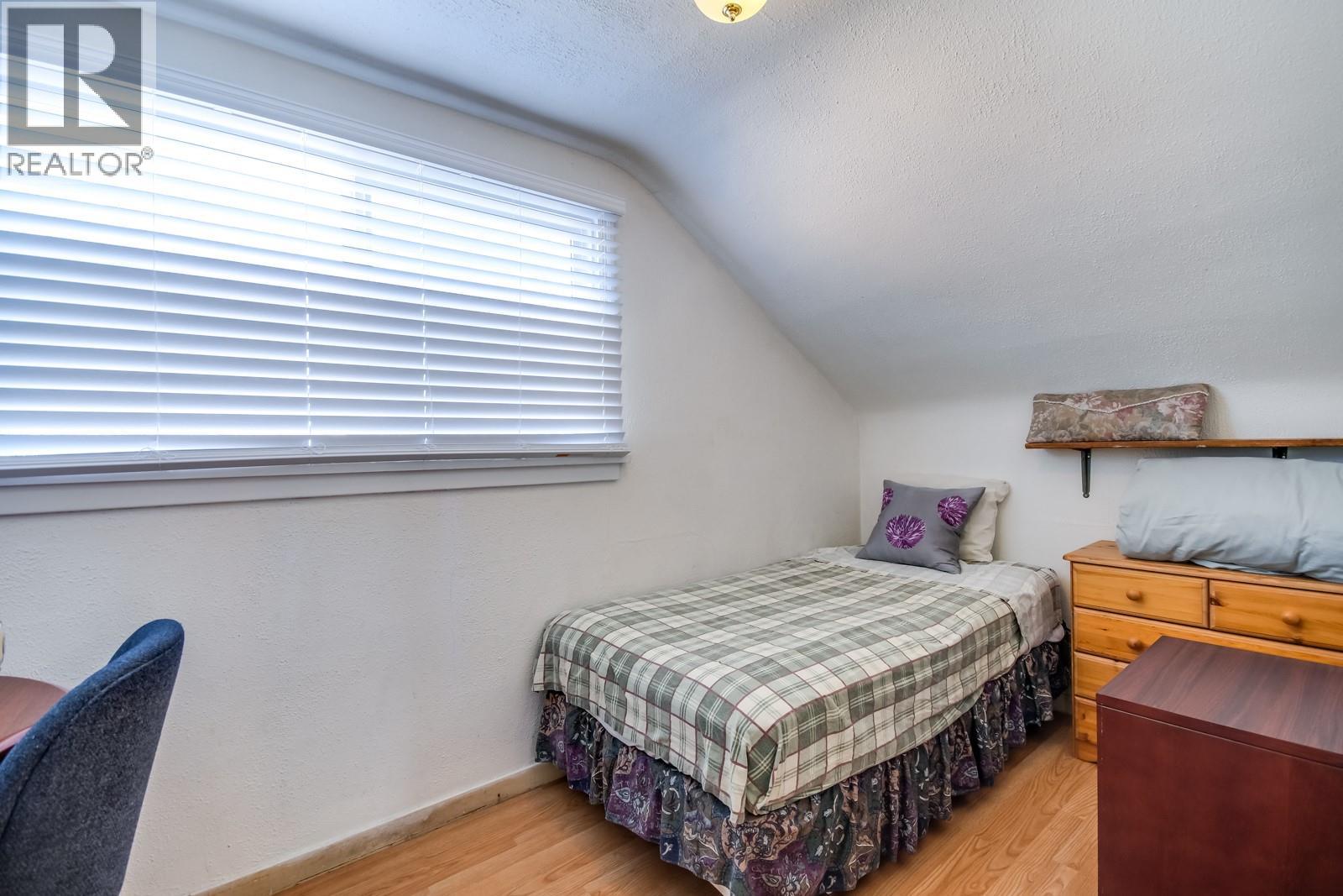 730 Bernard Avenue, Kelowna