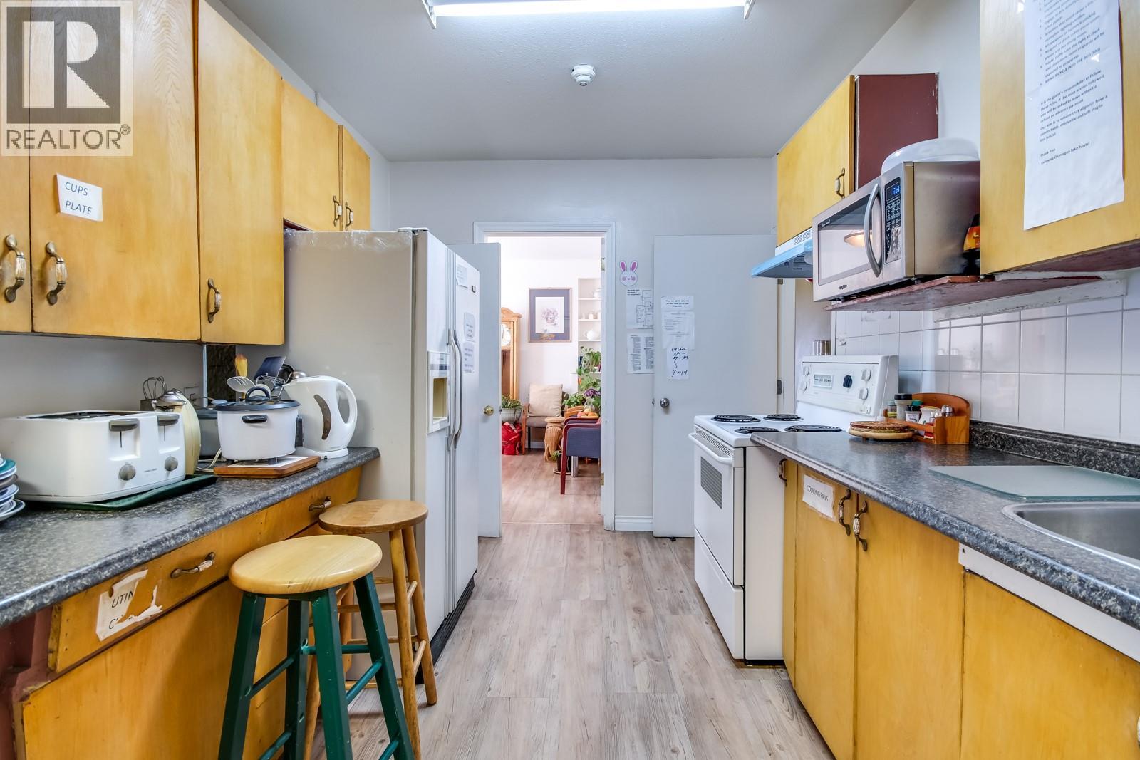 730 Bernard Avenue, Kelowna