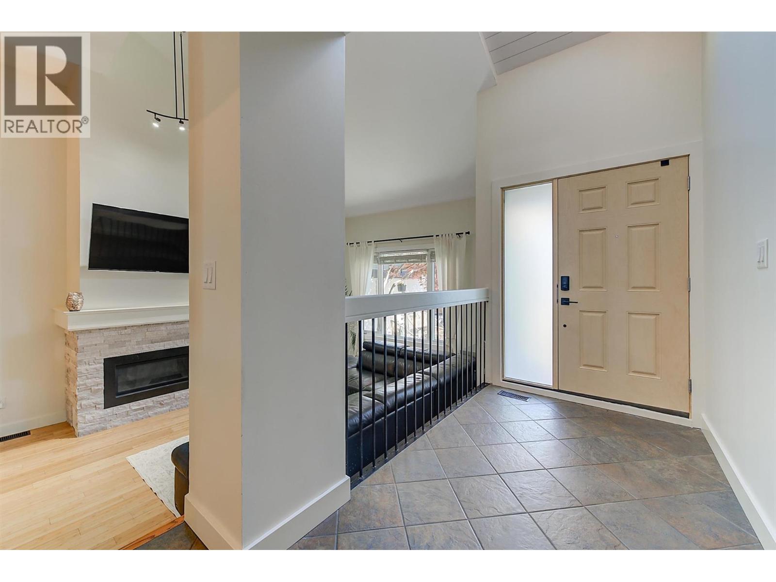  418 West Avenue, Kelowna
