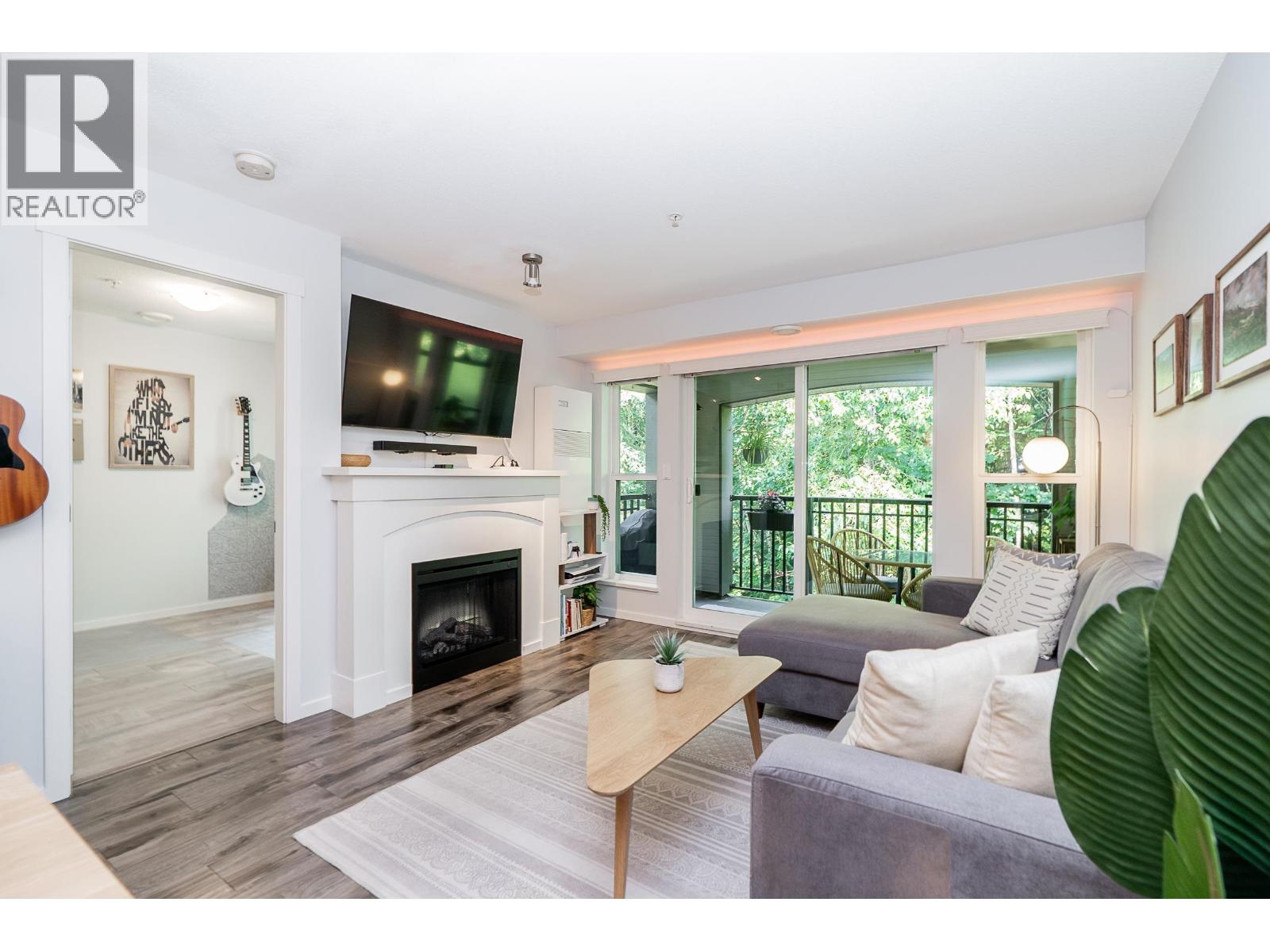 411 3050 DAYANEE SPRINGS BOULEVARD, Coquitlam