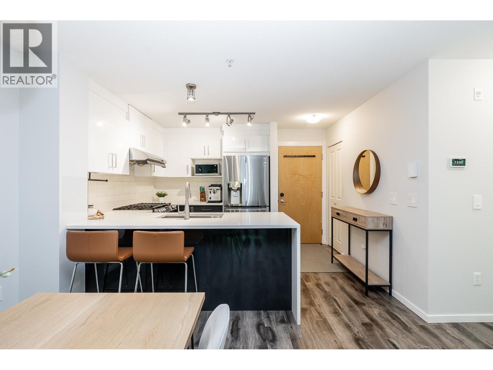 411 3050 DAYANEE SPRINGS BOULEVARD, Coquitlam