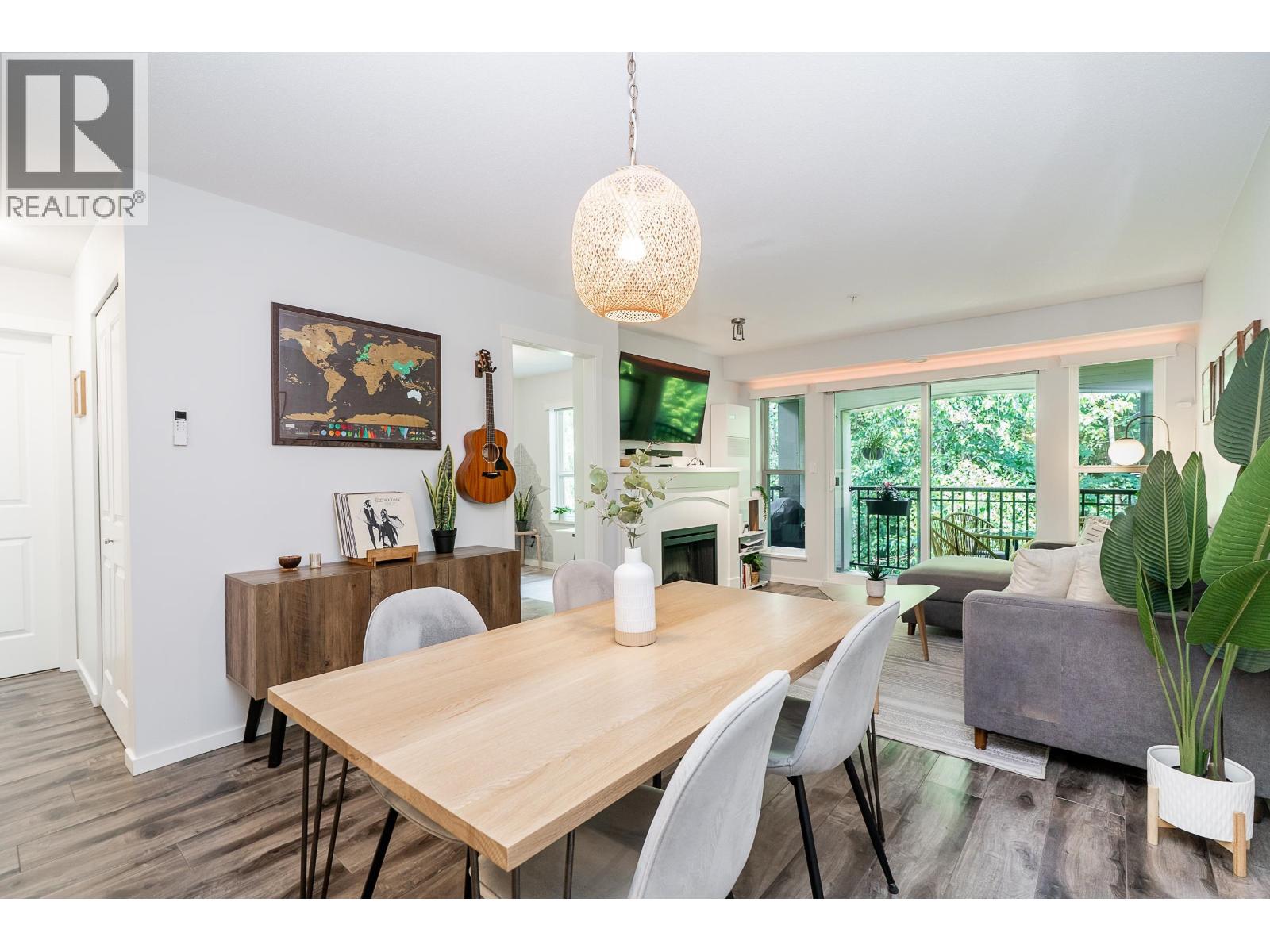 411 3050 DAYANEE SPRINGS BOULEVARD, Coquitlam