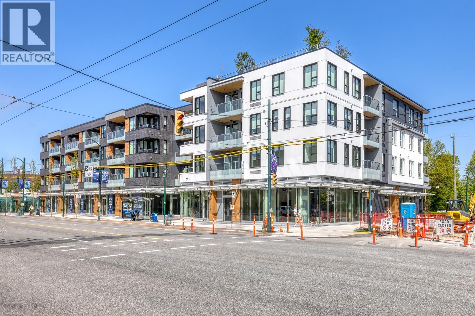 512 2471 ST. GEORGE STREET