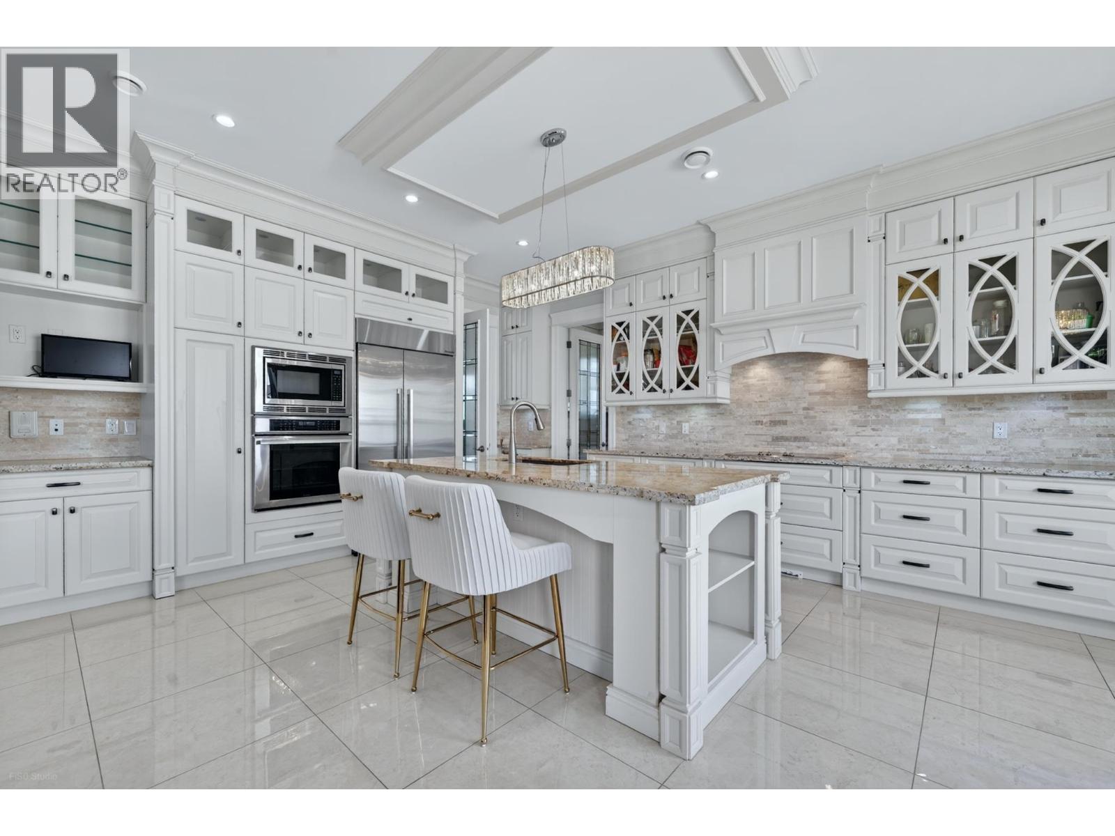 9631 SAUNDERS ROAD, Richmond