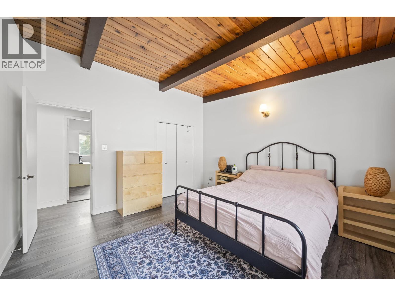39 MOTT CRESCENT, New Westminster