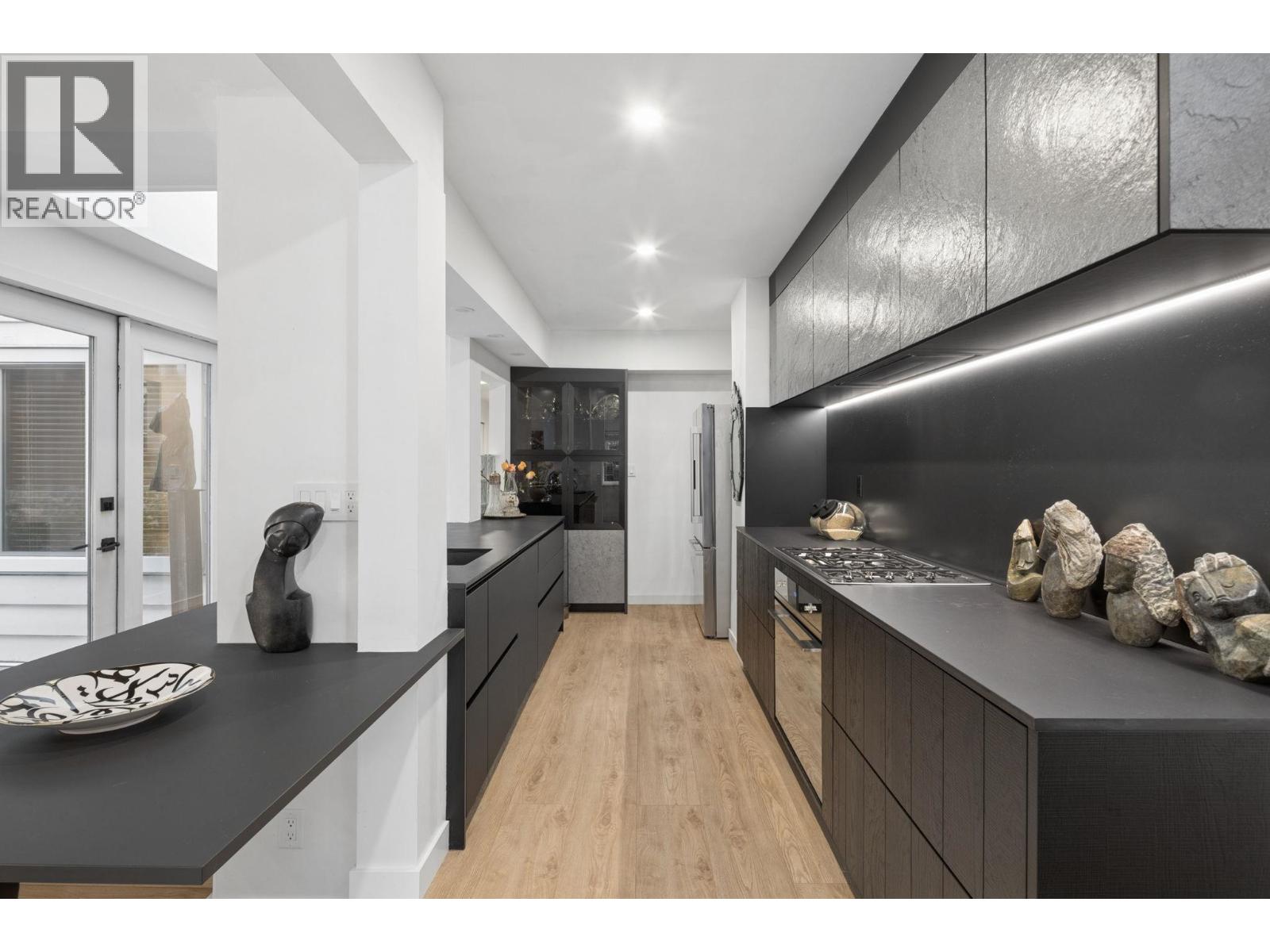 4043 ROSE CRESCENT, West Vancouver
