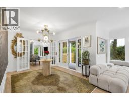 4043 Rose Crescent, West Vancouver, BC V7V2N6 Photo 25