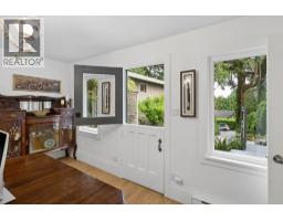 4043 Rose Crescent, West Vancouver, BC V7V2N6 Photo 29