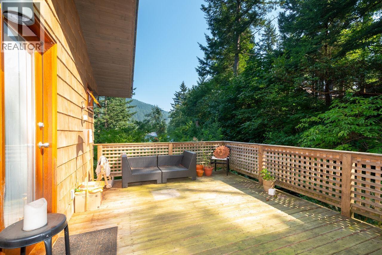 368 EAGLES NEST ROAD, Bowen Island