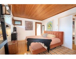 368 Eagles Nest Road, Bowen Island, BC V0N1G1 Photo 12